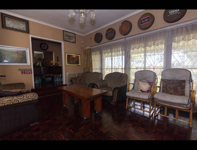 3 BEDROOM HOUSE FOR SALE IN BURLINGTON HEIGHTS